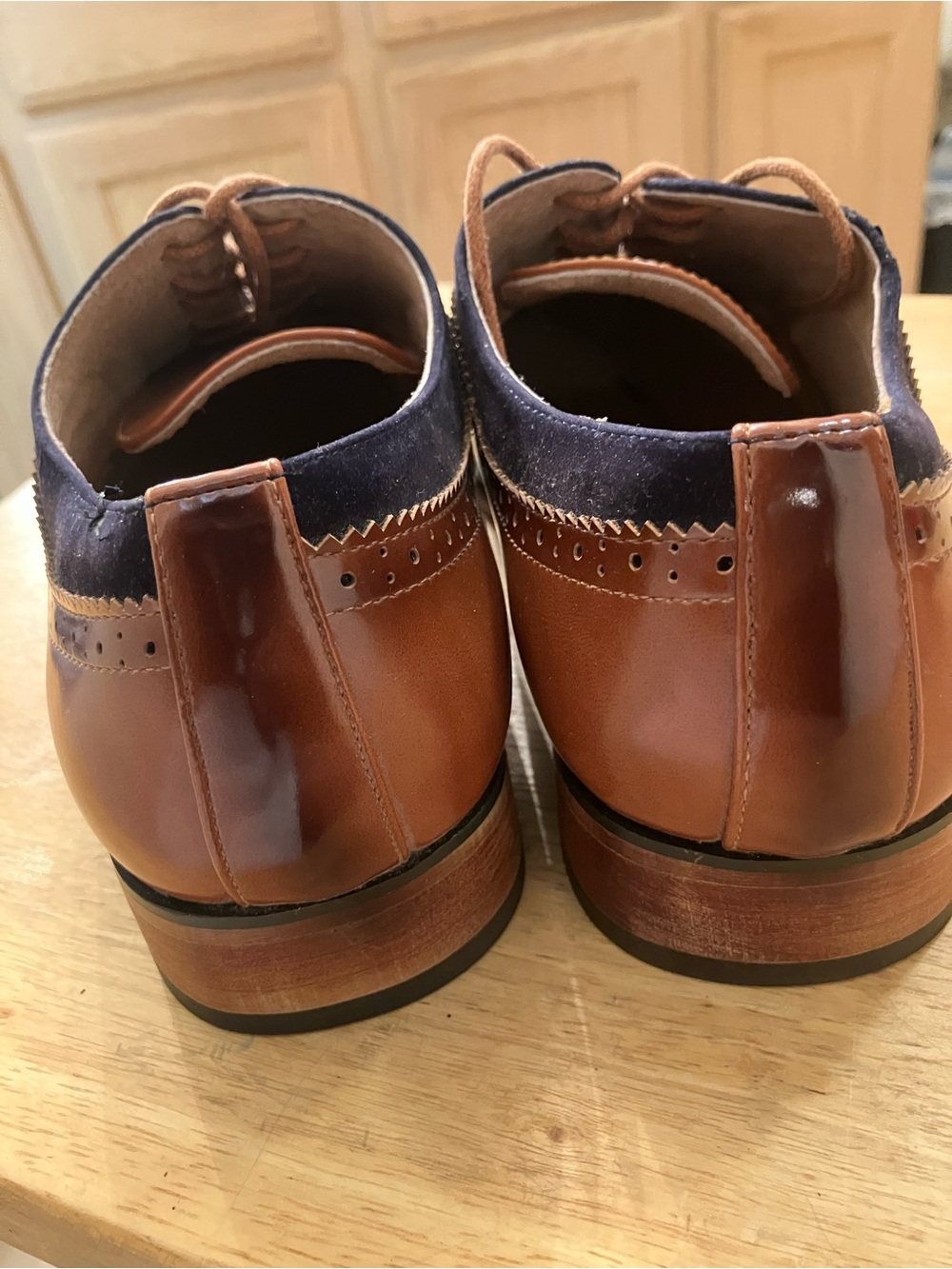 Men's Gino Vitale Two-Tone Brown and Black Derby Dress Shoes Size 7.5 - Picture 5 of 11